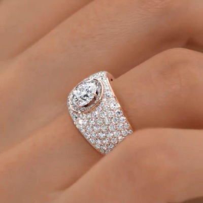 Dazzling Halo Diamond Fashion Ring