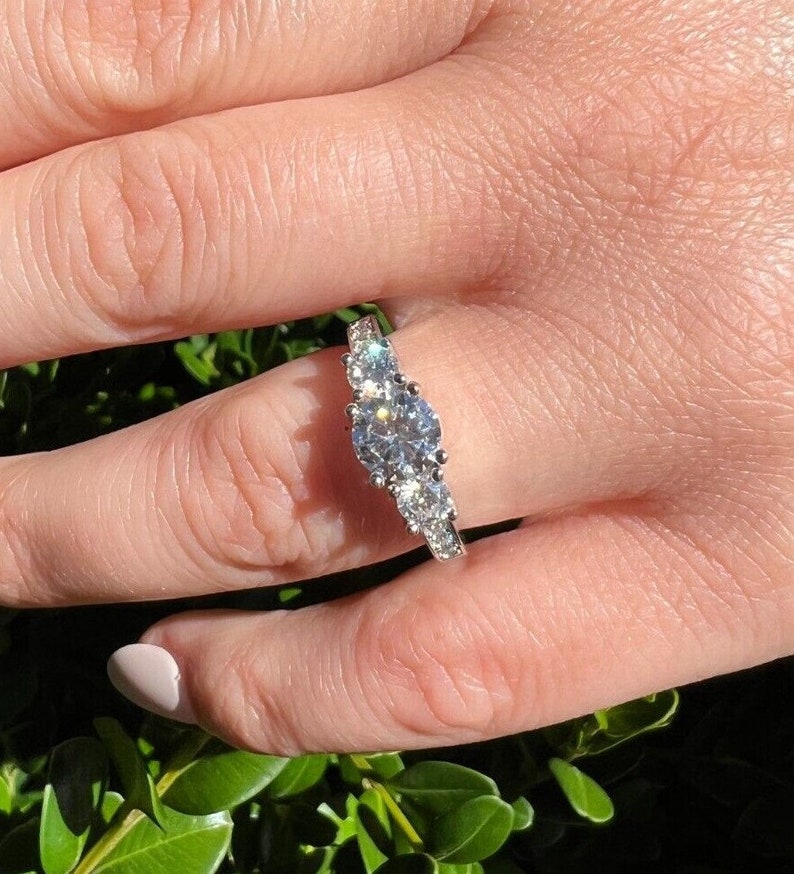 Three Stone Engagement Ring - Image 5