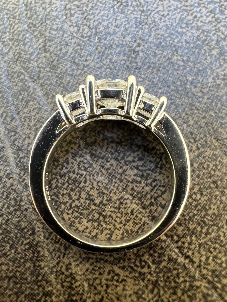 Three Stone Engagement Ring - Image 6